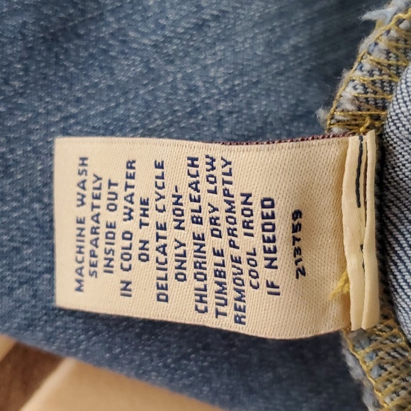 Cabi Ankle Jeans - Picture 4 of 5